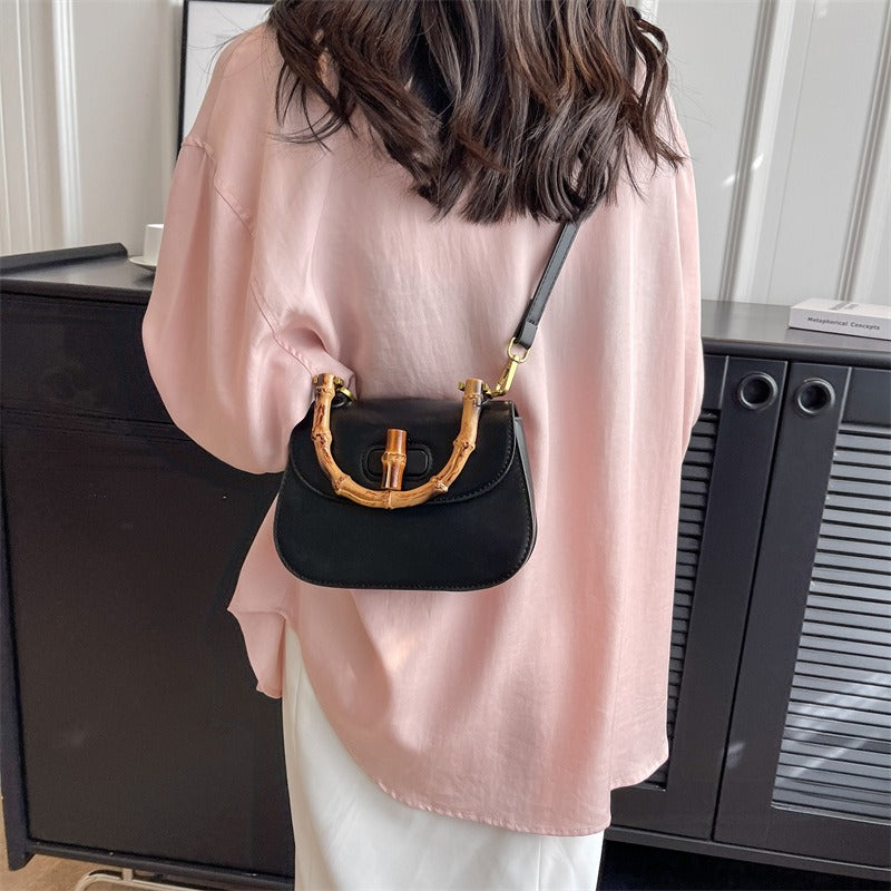 Bambus-Handtasche im Retro-Stil