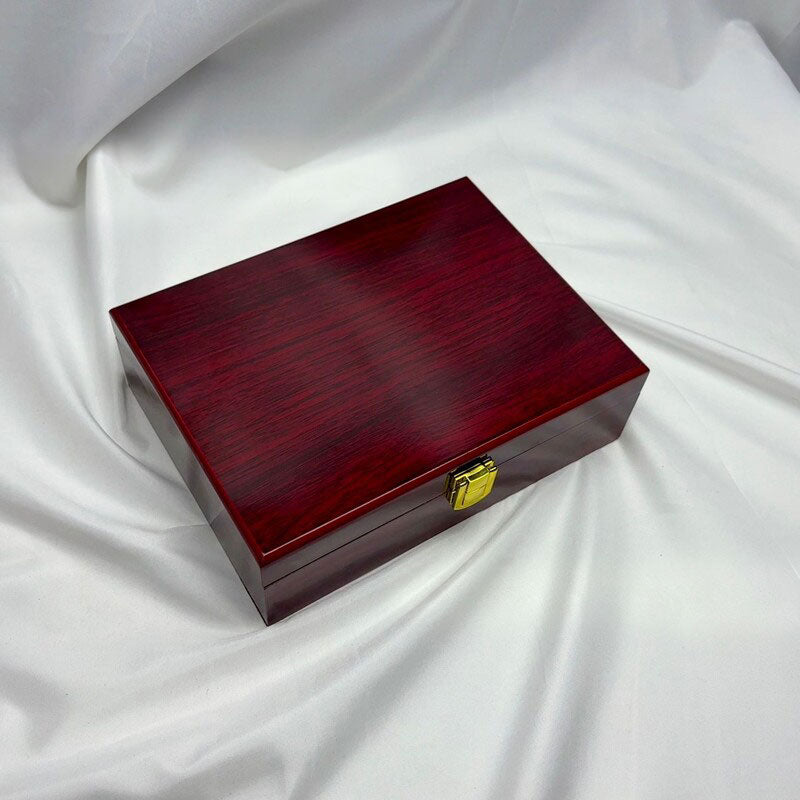 Holz-Schmuckbox mit Schloss